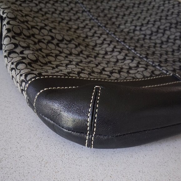 Coach F10417 Signature C Jacquard & Leather Trim Crossbody/Shoulder Bag - Picture 8 of 16